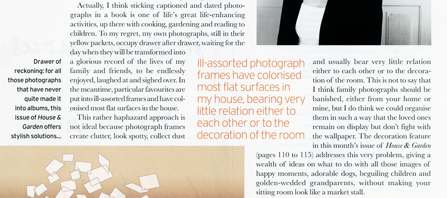 het plaatsen van deze pull quote tussen verschillende andere elementen creëert een interessant geometrisch patroon. House Garden magazine.
