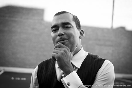 Visual Storytelling Figure 5: (Top) The mix of warm and cool colors give our eyes plenty to savor in this tabletop image. (Right)The lack of color in this portrait adds even more emotional depth to the man’s thoughtful expression.